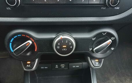 KIA Rio IV, 2017 год, 1 350 000 рублей, 4 фотография