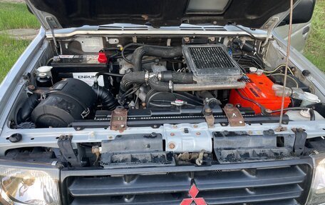 Mitsubishi Pajero III рестайлинг, 1999 год, 570 000 рублей, 4 фотография