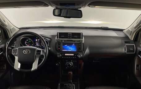 Toyota Land Cruiser Prado 150 рестайлинг 2, 2014 год, 3 150 000 рублей, 5 фотография