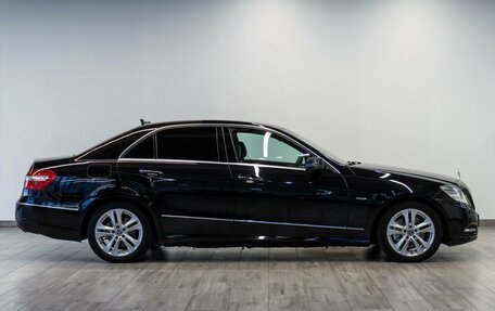 Mercedes-Benz E-Класс, 2011 год, 1 329 000 рублей, 5 фотография