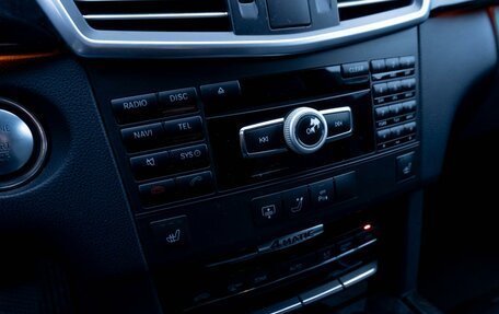 Mercedes-Benz E-Класс, 2011 год, 1 329 000 рублей, 19 фотография