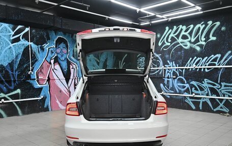 Skoda Superb III рестайлинг, 2014 год, 995 000 рублей, 5 фотография