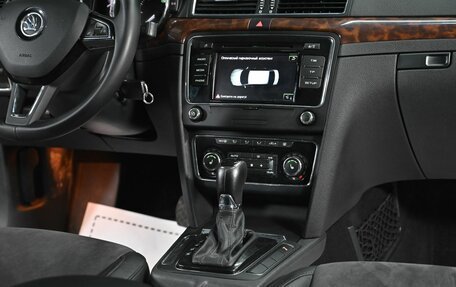 Skoda Superb III рестайлинг, 2014 год, 995 000 рублей, 10 фотография