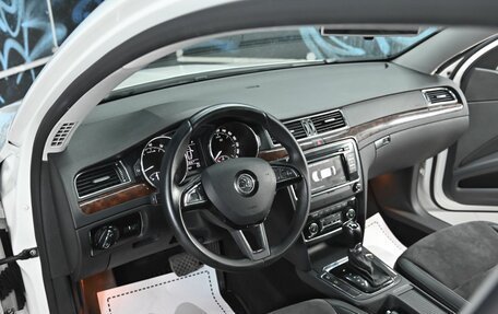 Skoda Superb III рестайлинг, 2014 год, 995 000 рублей, 8 фотография