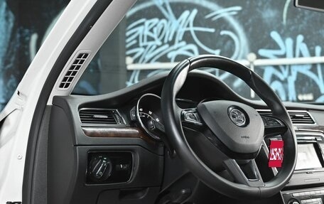 Skoda Superb III рестайлинг, 2014 год, 995 000 рублей, 9 фотография