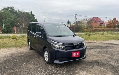 Toyota Voxy III, 2017 год, 2 000 000 рублей, 1 фотография