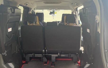 Toyota Voxy III, 2017 год, 2 000 000 рублей, 17 фотография