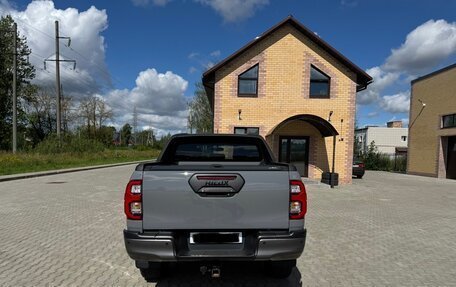 Toyota Hilux VIII, 2023 год, 7 490 000 рублей, 7 фотография