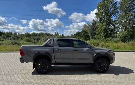 Toyota Hilux VIII, 2023 год, 7 490 000 рублей, 2 фотография