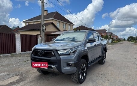 Toyota Hilux VIII, 2023 год, 7 490 000 рублей, 13 фотография