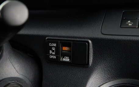 Toyota Sienta II, 2020 год, 1 789 050 рублей, 14 фотография