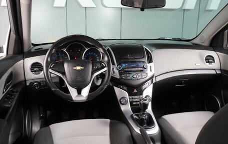 Chevrolet Cruze II, 2013 год, 899 000 рублей, 6 фотография