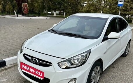 Hyundai Solaris II рестайлинг, 2013 год, 855 000 рублей, 6 фотография