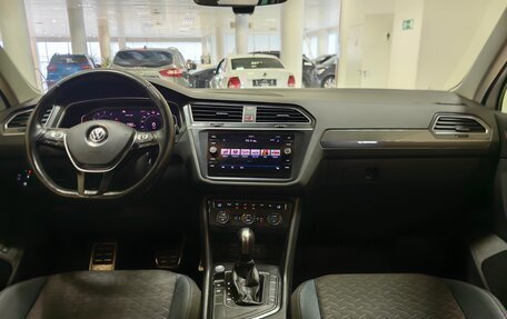 Volkswagen Tiguan II, 2020 год, 2 349 000 рублей, 12 фотография