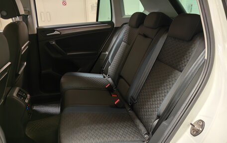 Volkswagen Tiguan II, 2020 год, 2 349 000 рублей, 8 фотография