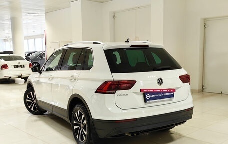 Volkswagen Tiguan II, 2020 год, 2 349 000 рублей, 2 фотография
