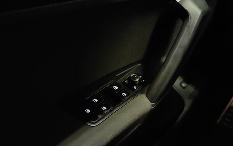 Volkswagen Tiguan II, 2020 год, 2 349 000 рублей, 22 фотография