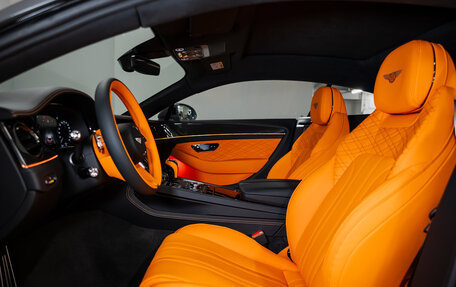 Bentley Continental GT, 2025 год, 47 000 000 рублей, 19 фотография