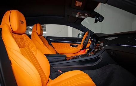 Bentley Continental GT, 2025 год, 47 000 000 рублей, 21 фотография