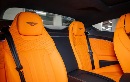 Bentley Continental GT, 2025 год, 47 000 000 рублей, 23 фотография