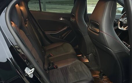 Mercedes-Benz GLA, 2017 год, 2 470 000 рублей, 16 фотография