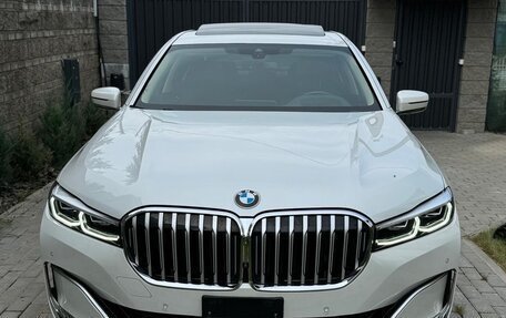 BMW 7 серия, 2020 год, 5 280 000 рублей, 2 фотография