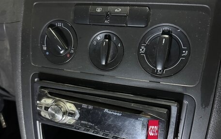 Volkswagen Caddy III рестайлинг, 2007 год, 589 000 рублей, 18 фотография