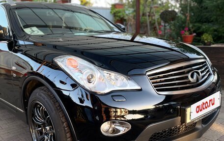 Infiniti QX50 I рестайлинг, 2015 год, 2 200 000 рублей, 7 фотография