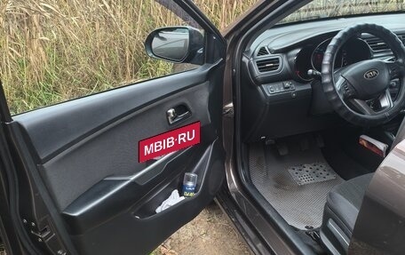 KIA Rio III рестайлинг, 2014 год, 800 000 рублей, 4 фотография