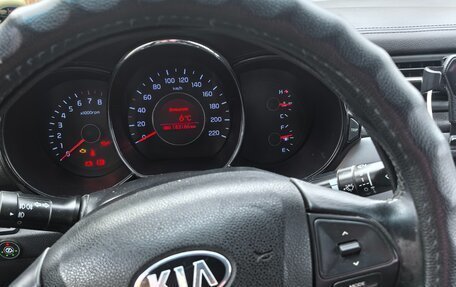 KIA Rio III рестайлинг, 2014 год, 800 000 рублей, 5 фотография