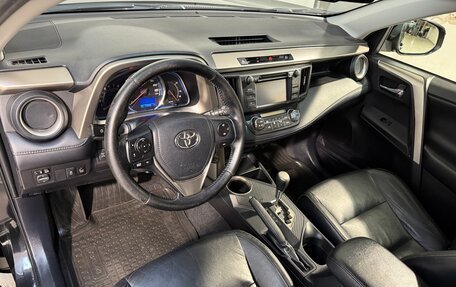 Toyota RAV4, 2013 год, 2 399 800 рублей, 8 фотография