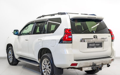Toyota Land Cruiser Prado 150 рестайлинг 2, 2019 год, 5 700 000 рублей, 7 фотография