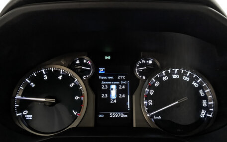 Toyota Land Cruiser Prado 150 рестайлинг 2, 2019 год, 5 700 000 рублей, 16 фотография