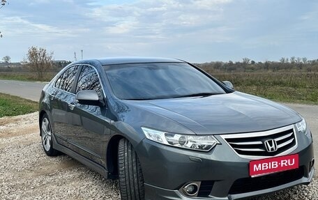 Honda Accord VIII рестайлинг, 2011 год, 1 600 000 рублей, 1 фотография