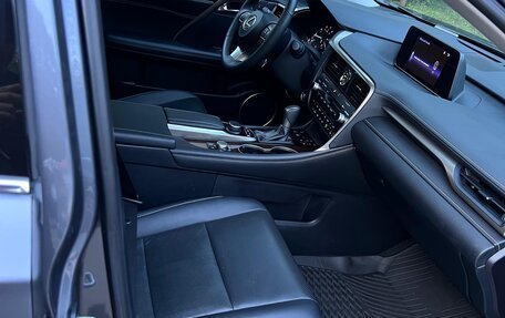 Lexus RX IV рестайлинг, 2018 год, 4 700 000 рублей, 14 фотография