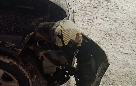 Nissan Wingroad III, 2004 год, 170 000 рублей, 2 фотография