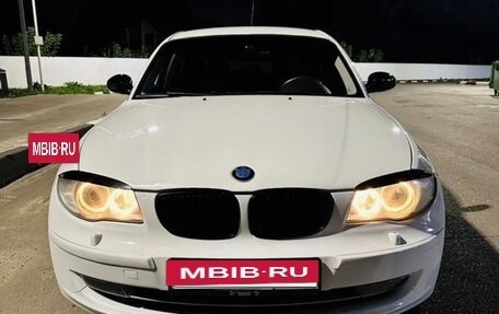 BMW 1 серия, 2007 год, 720 000 рублей, 3 фотография