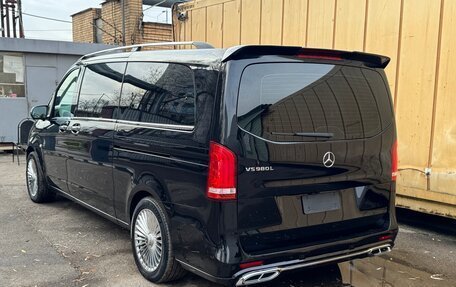 Mercedes-Benz V-Класс, 2022 год, 8 600 000 рублей, 3 фотография