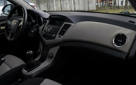 Chevrolet Cruze II, 2011 год, 680 000 рублей, 9 фотография