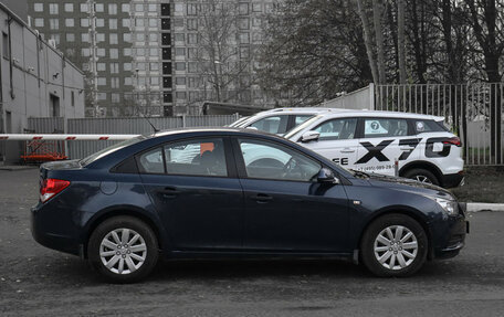 Chevrolet Cruze II, 2011 год, 680 000 рублей, 4 фотография