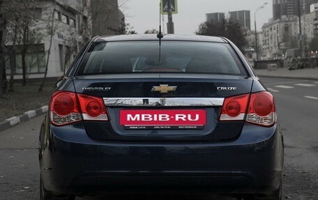 Chevrolet Cruze II, 2011 год, 680 000 рублей, 6 фотография