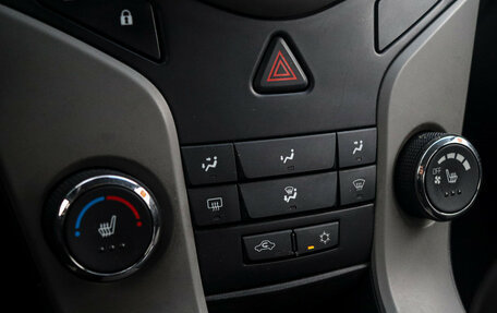 Chevrolet Cruze II, 2011 год, 680 000 рублей, 14 фотография