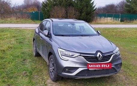 Renault Arkana I, 2021 год, 1 820 000 рублей, 2 фотография