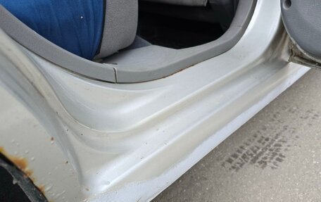 KIA Rio II, 2002 год, 190 000 рублей, 11 фотография