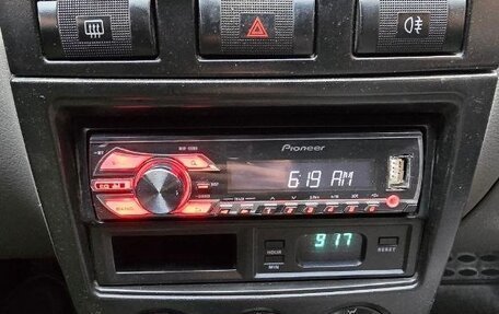 KIA Rio II, 2002 год, 190 000 рублей, 16 фотография