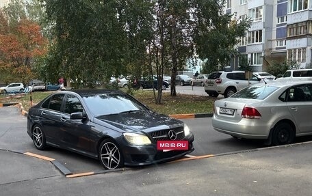Mercedes-Benz C-Класс, 2010 год, 1 050 000 рублей, 10 фотография