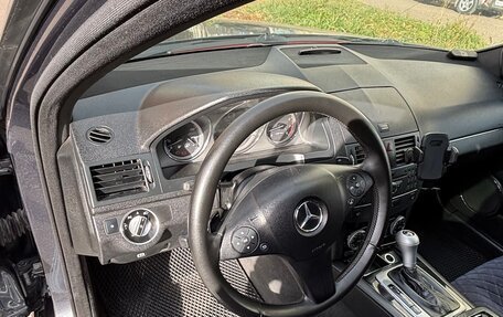 Mercedes-Benz C-Класс, 2010 год, 1 050 000 рублей, 13 фотография