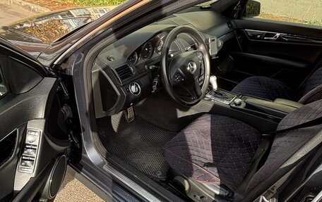 Mercedes-Benz C-Класс, 2010 год, 1 050 000 рублей, 19 фотография