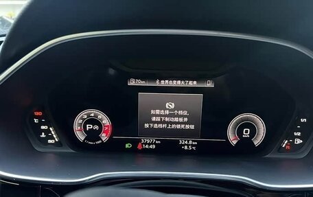 Audi Q3, 2022 год, 2 470 000 рублей, 8 фотография