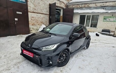 Toyota Yaris, 2021 год, 3 900 000 рублей, 1 фотография